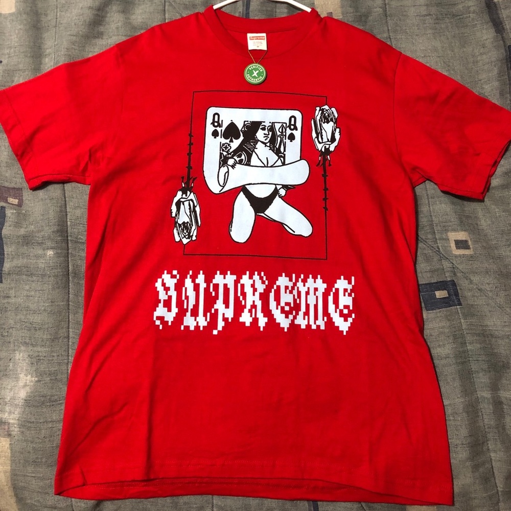 Supreme Queen Tee